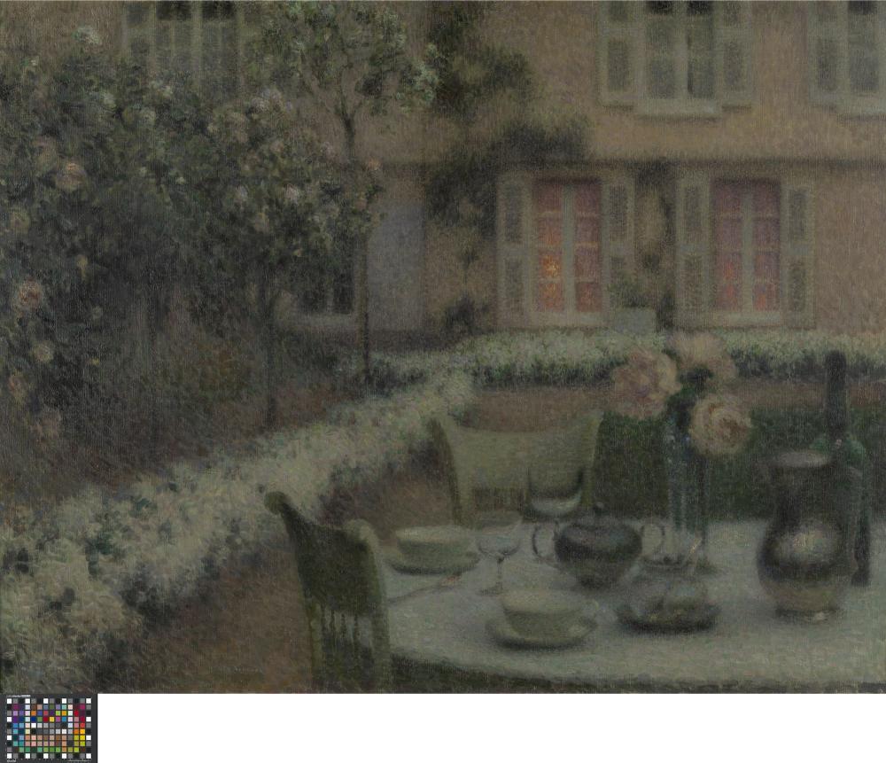 De tafel in de witte tuin in Gerberoy (Picardië)