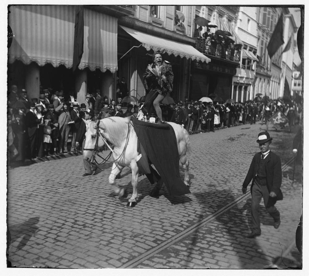 Een nar in de historische stoet 'Gent door de eeuwen heen' 1894