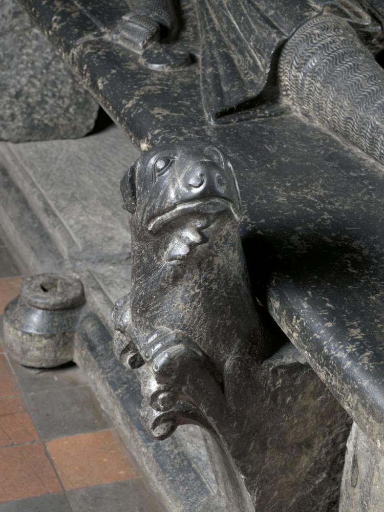 Grafmonument van Hugo II, burggraaf van Gent