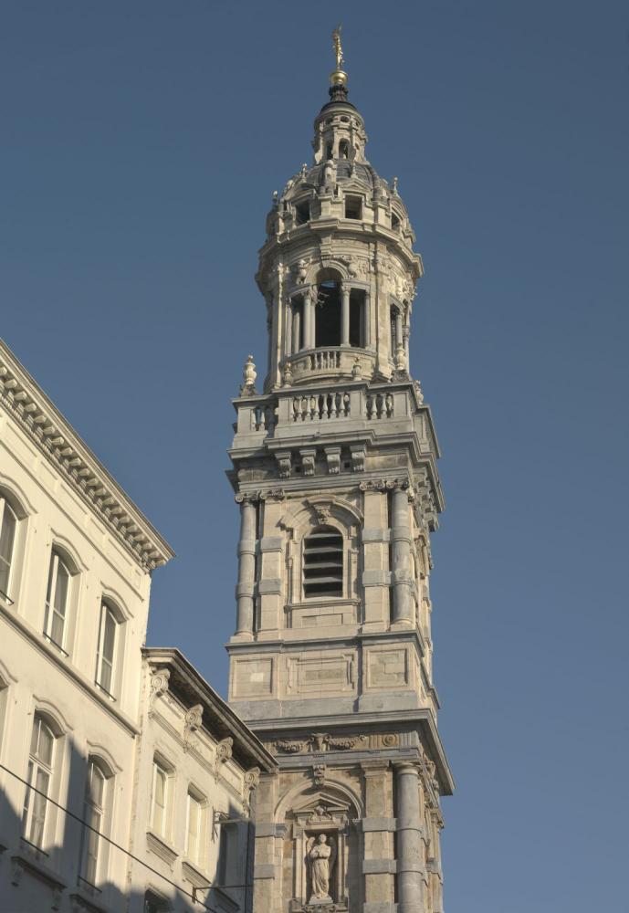 Toren van de Sint-Caroluskerk te Antwerpen