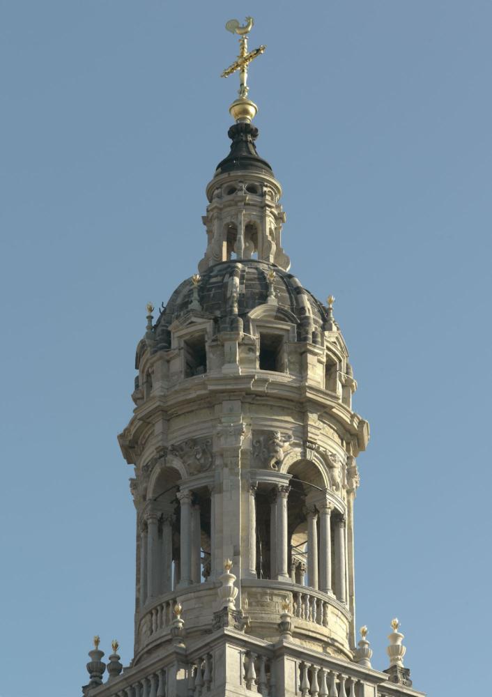 Toren van de Sint-Caroluskerk te Antwerpen