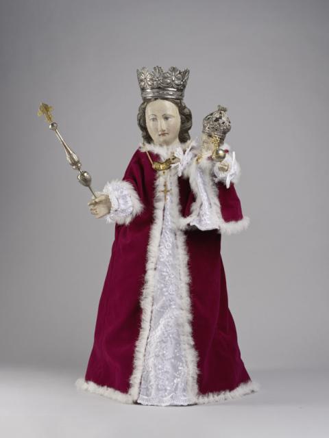 Arnold II Cleersnijders (1707-1783), Onze-Lieve-Vrouw-Presentatie met zilveren kroontjes en scepter, 17de eeuw, gepolychromeerd hout, zilver