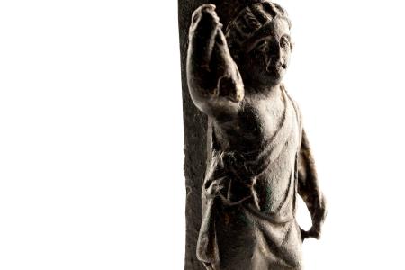 Volledige figurine van Attis in brons