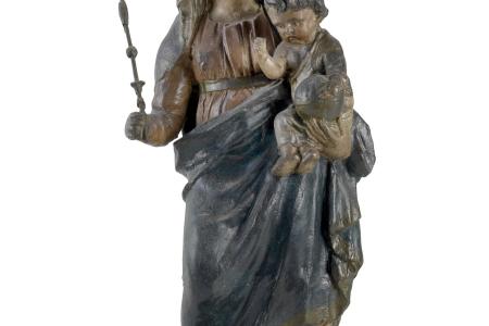 Beeldje van terracotta  Maria met kind en scepter
