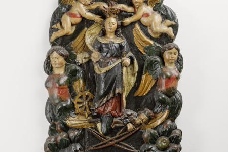 Onbekend, blazoen van de handboogkamer Sint-Catharina, ca. 1675 - ca. 1725, gepolychromeerd hout, deels verguld.
Onbekend, paneel met voorstelling van H. Catharina van Alexandrië, ca. 1675 - ca. 1725, gepolychromeerd hout, deels verguld.