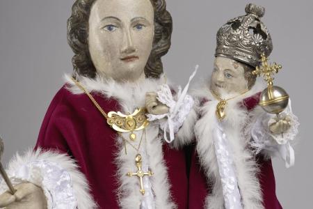 Arnold II Cleersnijders (1707-1783), Onze-Lieve-Vrouw-Presentatie met zilveren kroontjes en scepter, 17de eeuw, gepolychromeerd hout, zilver