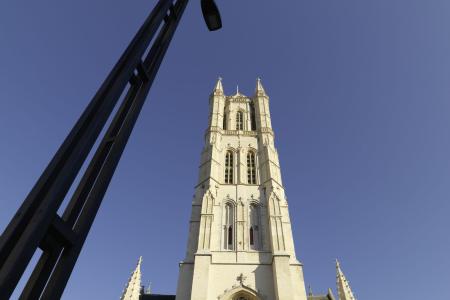 zicht op de Sint-Baafskathedraal Gent