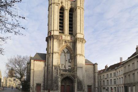 Buitenzichtvan de Sint Michielskerk