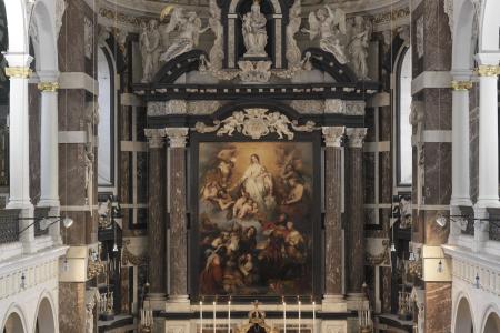 Hoogkoor Binnenzicht in de Sint-Caroluskerk